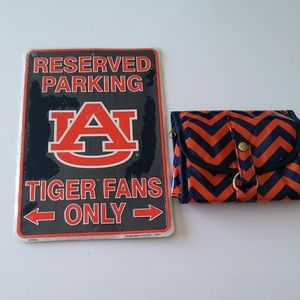 AU Parking Sign & Sm Wallet/Cosmetic Bag
